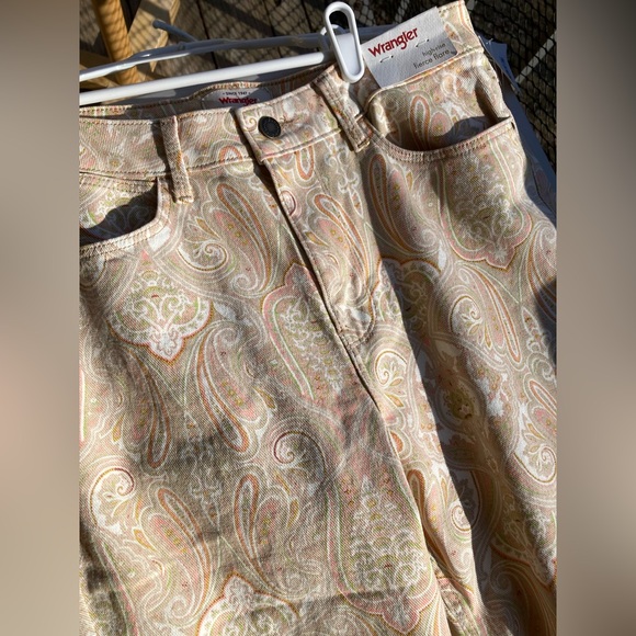 Wrangler High Rise Fierce Flare Paisley Colorful Print Cotton Jeans Size 8 29/32 - Picture 12 of 16